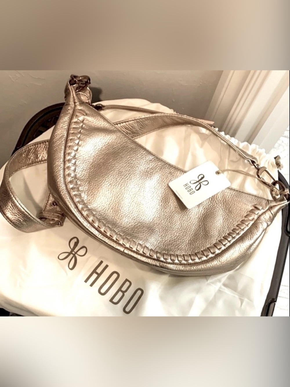 💙HOBO Knox Sling